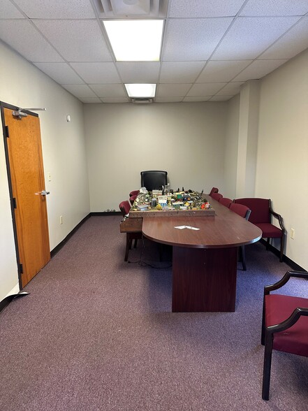 More Photos Of 5095 W Fayetteville Rd, Atlanta Flex For Sale