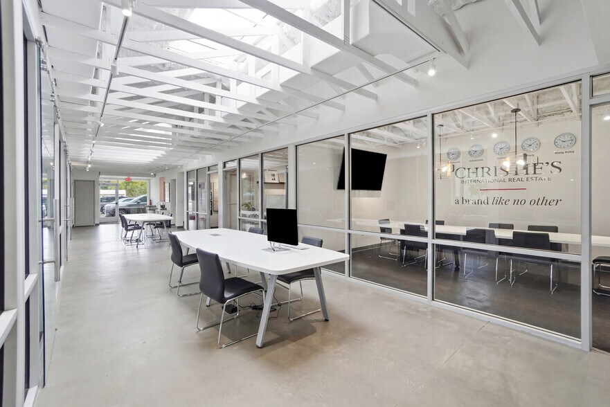 More Photos Of 1611 Atlantic Blvd, Jacksonville Storefront Retail Office For Sale