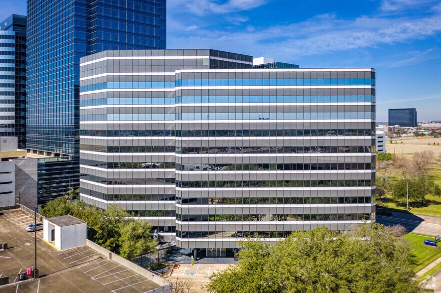 More Photos Of 10333 Richmond Ave, Houston Office For Lease