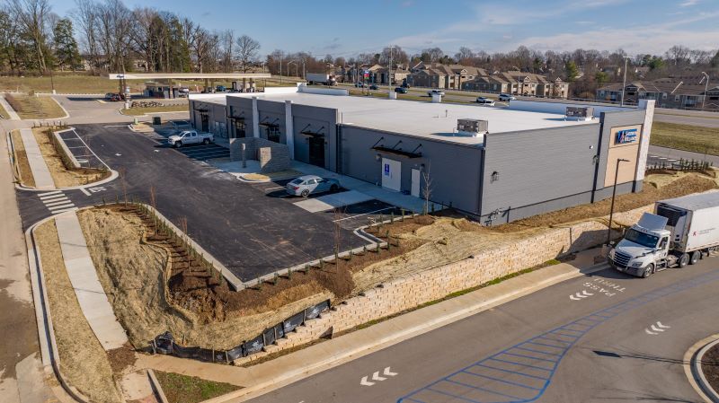 More Photos Of 4257 Harrodsburg Rd, Lexington General Retail For Lease