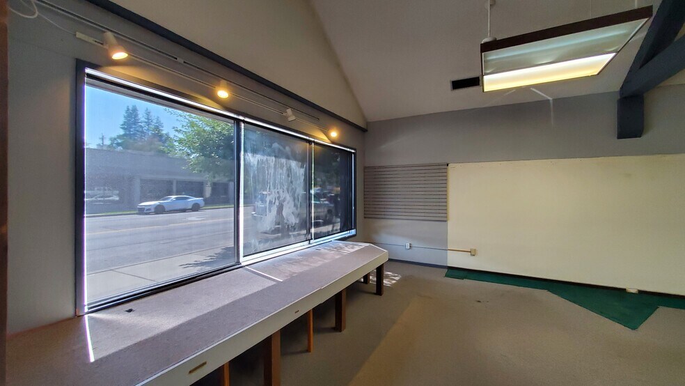 More Photos Of 1123 E Sherman Ave, Coeur d'Alene Freestanding For Lease