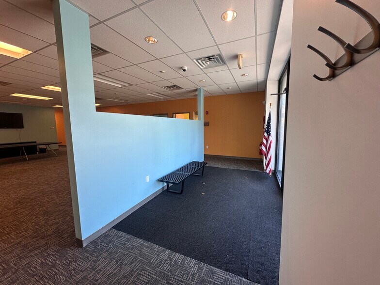 More Photos Of 6 Garden St, Danvers Service For Lease