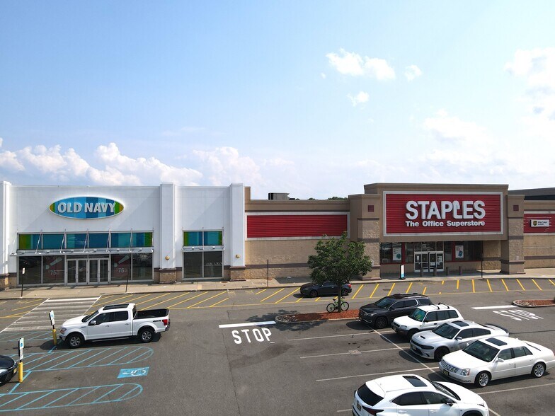 More Photos Of 617-701 W Edgar Rd, Linden Unknown For Lease