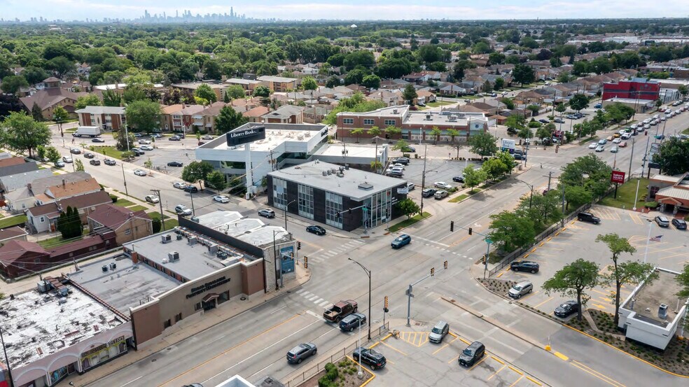 More Photos Of 5151 N Harlem Ave, Chicago Medical For Sale