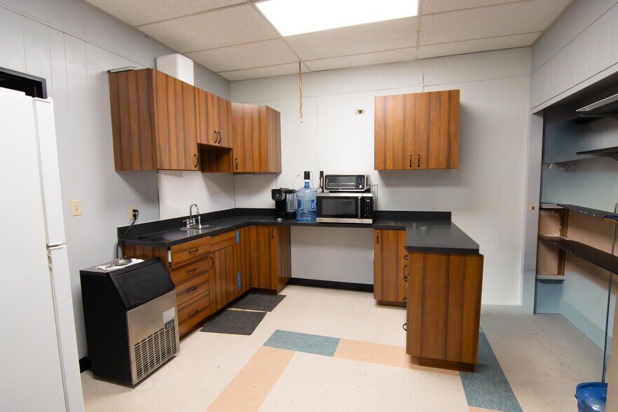 More Photos Of 929 1st Ave N, Saint Petersburg Medical For Lease