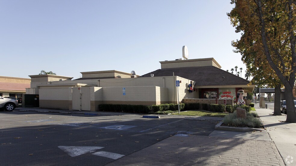 More Photos Of 201 E Valley Blvd, Colton Unknown For Lease