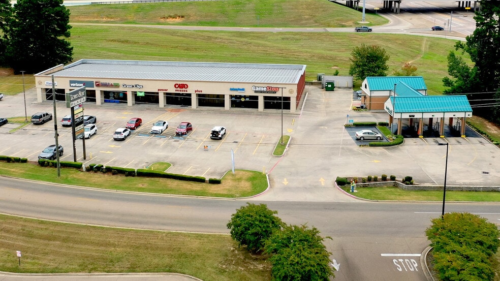 Primary Photo Of 404 Walton Dr, Texarkana Storefront For Sale