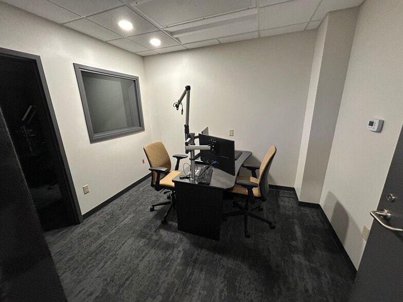 More Photos Of 316 E Monroe St, South Bend Flex For Sale