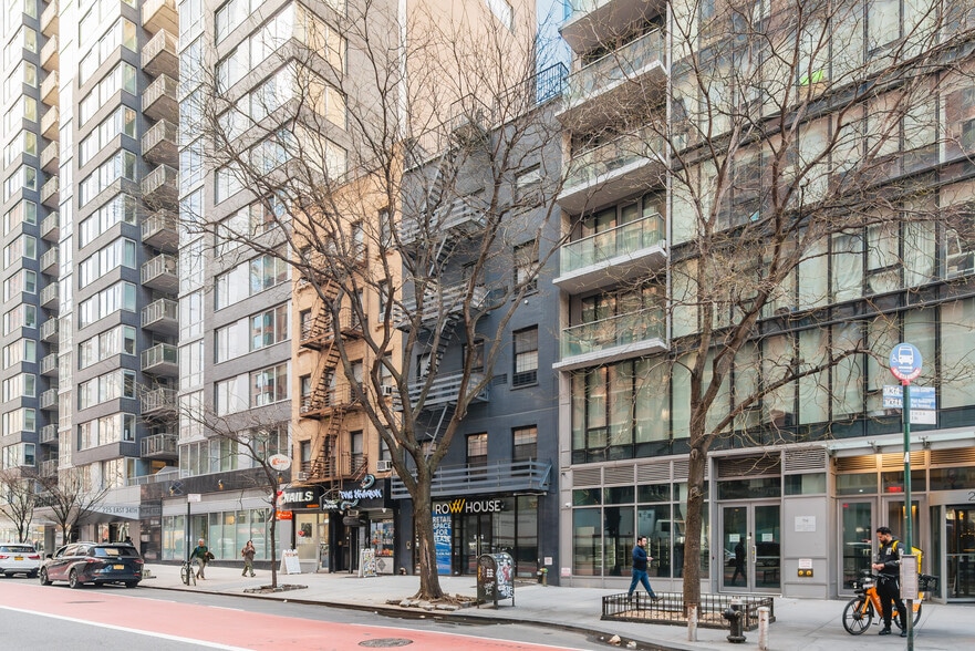 More Photos Of 233 E 34th St, New York Apartments For Sale