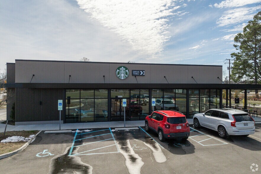 More Photos Of 5000 Portsmouth Blvd, Chesapeake Freestanding For Sale