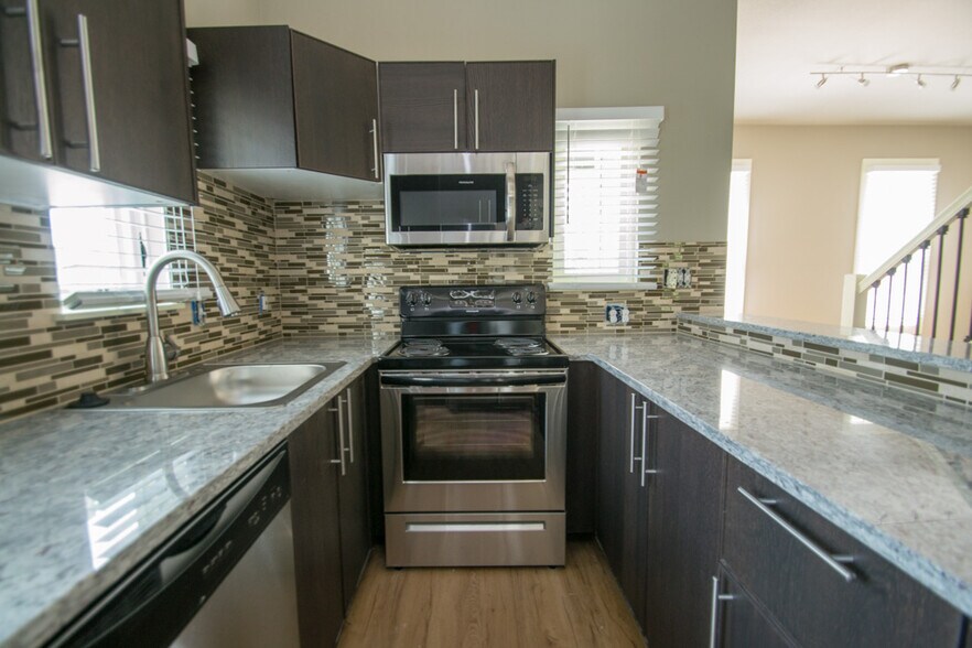 More Photos Of 1806 17th St, Boulder Apartments For Sale