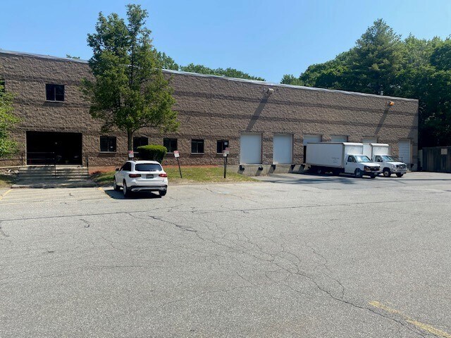 More Photos Of 377 Ballardvale St, Wilmington Warehouse For Lease