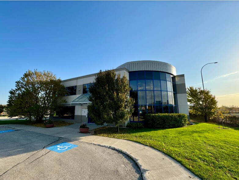 Primary Photo Of 890 Pembina Hwy, Winnipeg Office For Lease