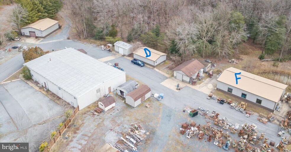 More Photos Of 6465-6537 Milford Harrington Hwy, Harrington Warehouse For Lease