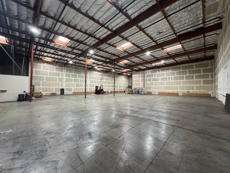 More Photos Of 1129 Industrial Ave, Petaluma Warehouse For Lease
