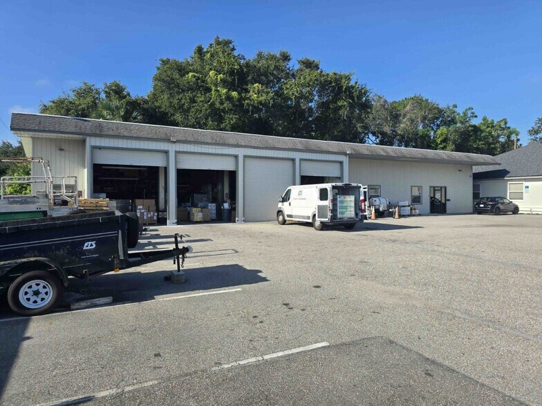 More Photos Of 801 Marshall Farms Rd, Ocoee Medical For Sale