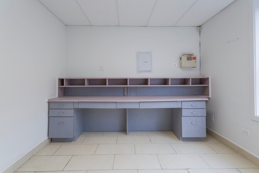 More Photos Of 1835 N 19th Ave, Melrose Park Medical For Lease