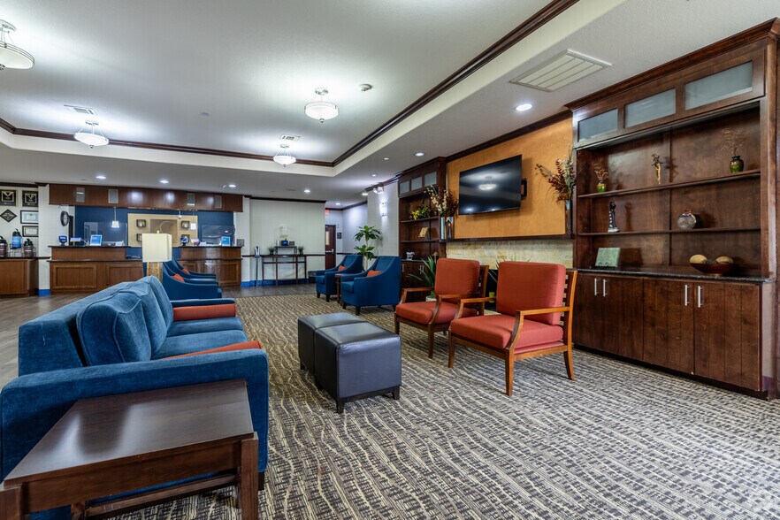 More Photos Of 9345 Highway 6, Navasota Hotel For Sale