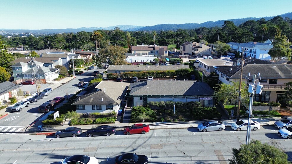 More Photos Of 991 Cass St, Monterey Medical For Sale