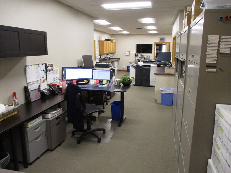 More Photos Of 660 Patrick Pl, Brownsburg Office For Sale