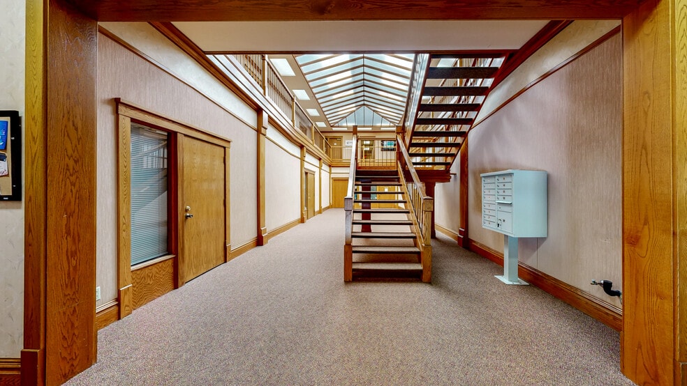 More Photos Of 217 Plum St, Red Wing Office For Sale