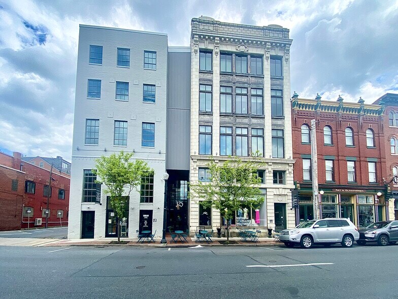 More Photos Of 325 N Queen St, Lancaster Apartments For Lease