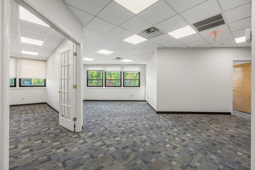 More Photos Of 760 Rt 10, Whippany Office For Lease