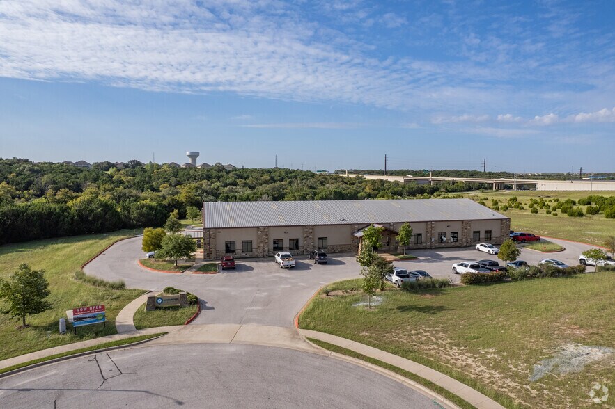 More Photos Of 1205 BMC Dr, Cedar Park Office For Lease