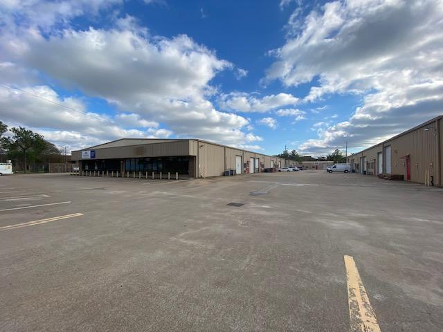 More Photos Of 9700 Almeda Genoa Rd, Houston Flex For Lease
