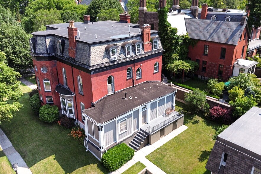 More Photos Of 176 North St, Buffalo Apartments For Sale