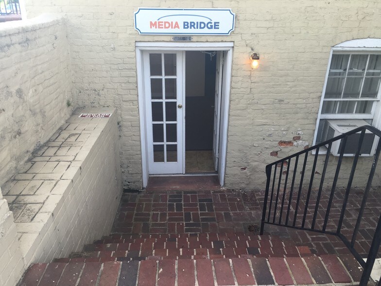 More Photos Of 9064 Courthouse Rd, Spotsylvania Office For Lease