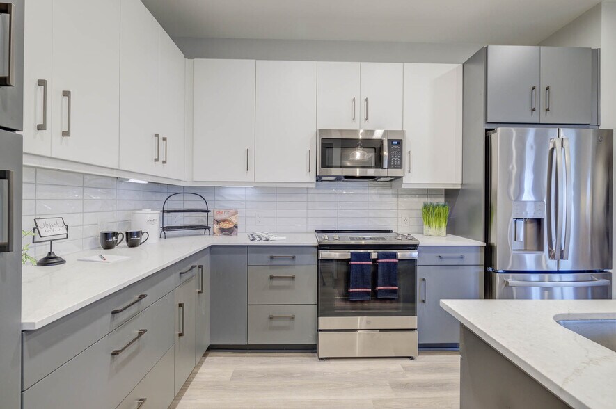 More Photos Of 352 S Walker St, Cary Apartments For Lease