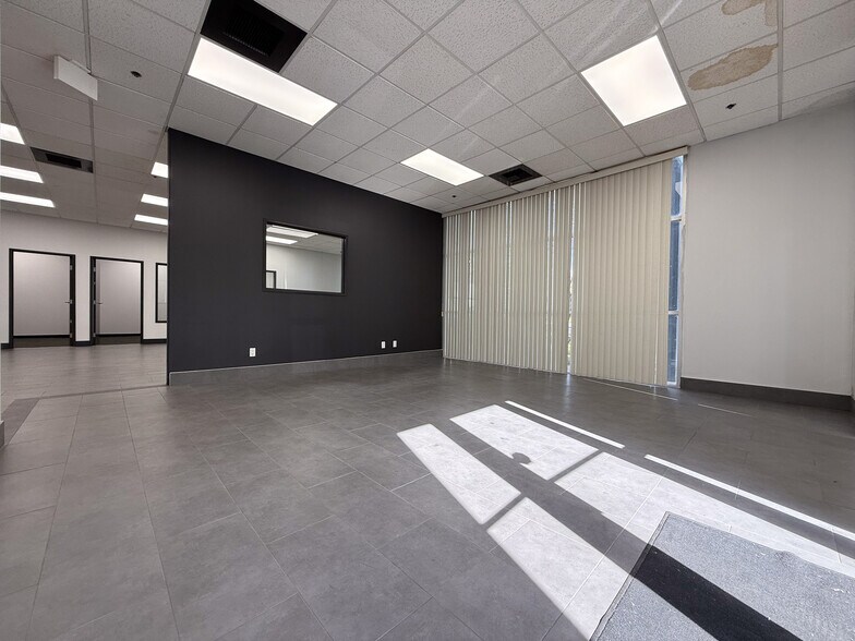 More Photos Of 5549 Brooks St, Montclair Warehouse For Lease