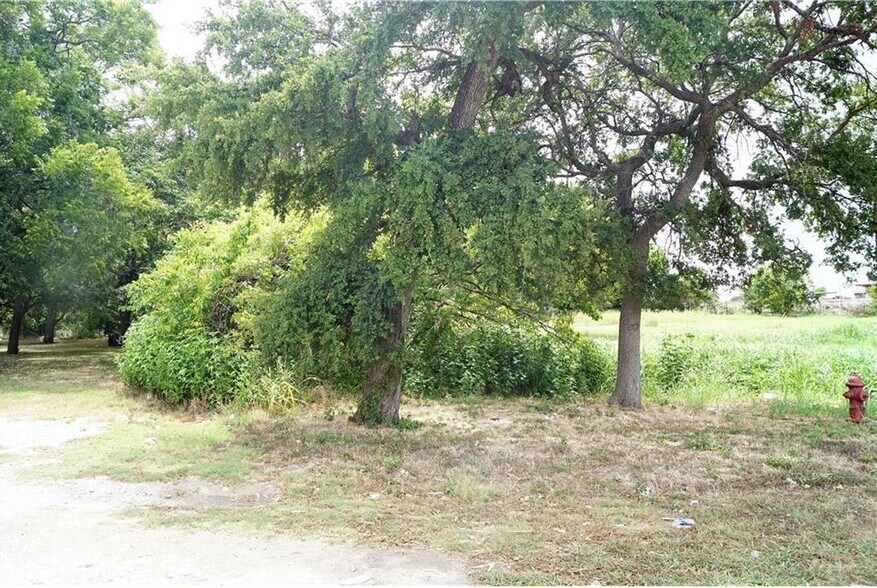 Primary Photo Of 310 W U.S. 290, Elgin Land For Sale