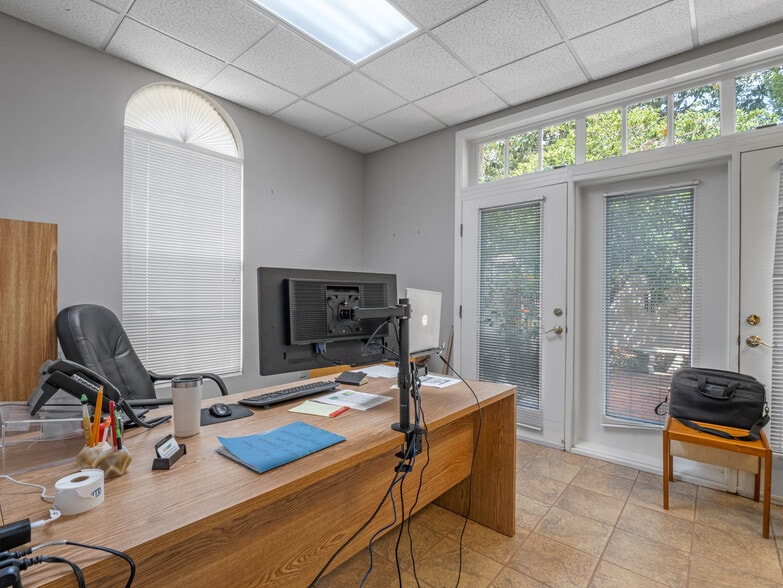 More Photos Of 167 Lookout Pl, Maitland Loft Creative Space For Lease