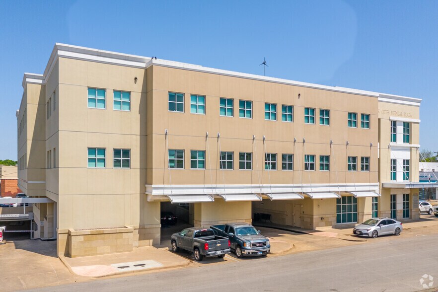 More Photos Of 6901 Snider Plz, Dallas Medical For Lease