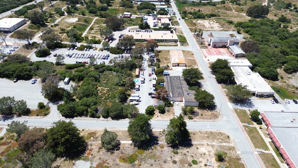 More Photos Of 2720 Colonel Durham st, Seaside Warehouse For Sale