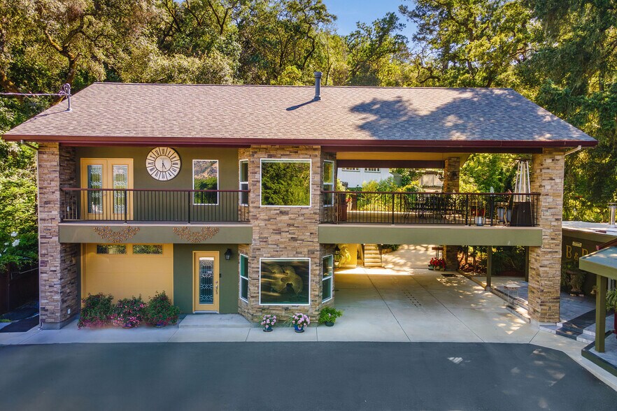 More Photos Of 3037 Foothill Blvd, Calistoga Hospitality For Sale