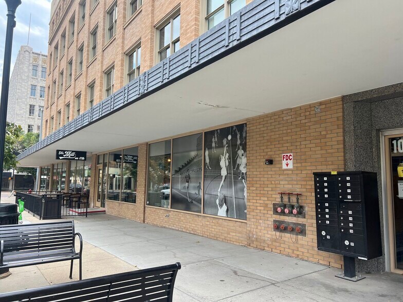 More Photos Of 1040 O St, Lincoln Office For Sale