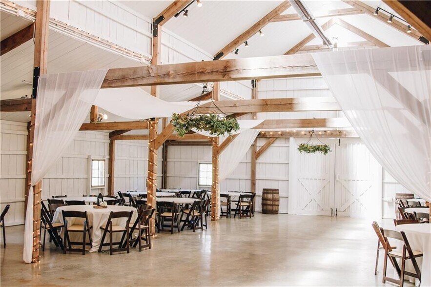 More Photos Of 14323 Holland Ave, Gentry Specialty For Lease