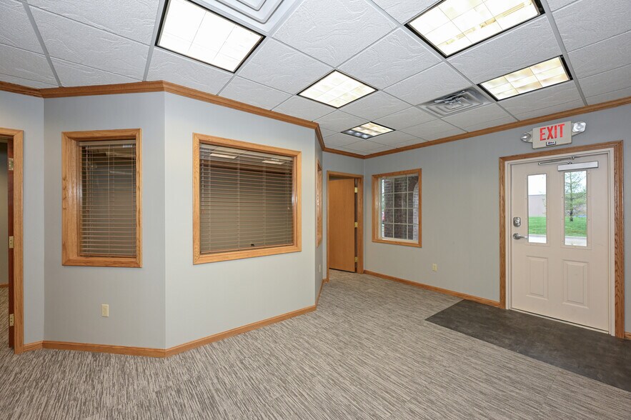 More Photos Of 4067-4083 N Jefferson St, Medina Medical For Lease