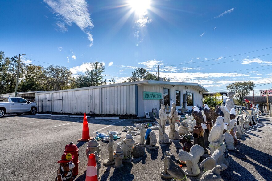 More Photos Of 1300 Ponce De Leon Blvd, Brooksville Warehouse For Sale