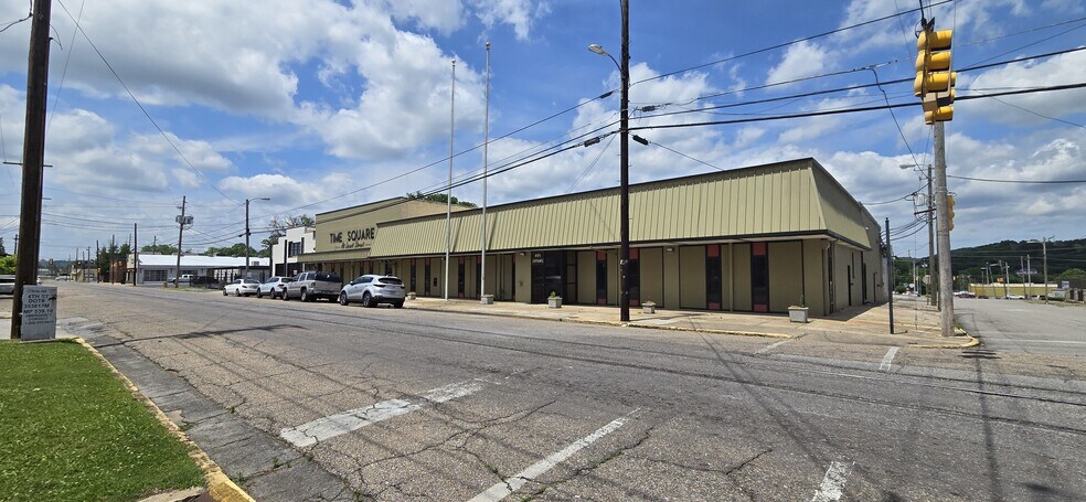 More Photos Of 415 Locust st, Gadsden General Retail For Lease