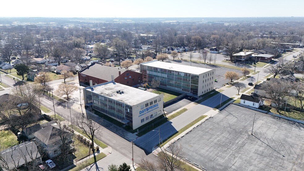 Primary Photo Of 2157 N Prospect Ave, Springfield Religious Facility For Sale