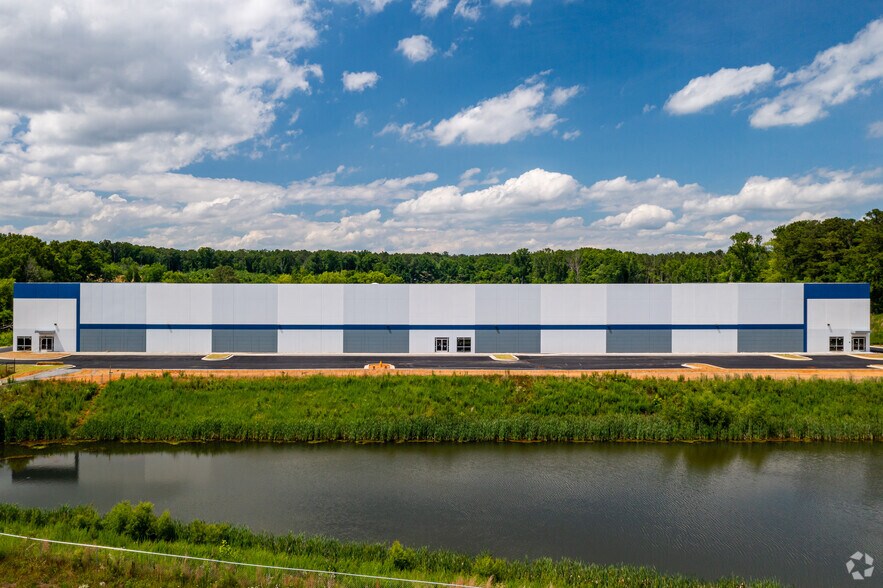 More Photos Of 1033 Cass White Rd NE, Cartersville Distribution For Lease