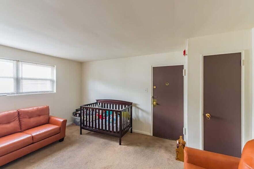 More Photos Of 6919 Walker St, Philadelphia Apartments For Sale