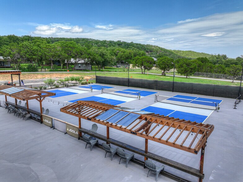 More Photos Of 14147 FM 306, Canyon Lake Trailer Camper Park For Sale