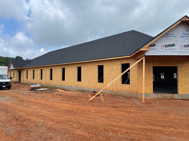 More Photos Of 156 Chesapeake Ln, Clarksville Office For Lease