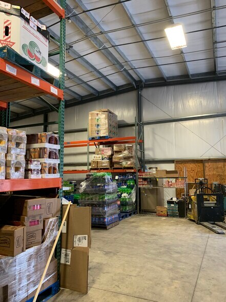 More Photos Of 479 Ferguson Rd, Dunbar Refrigeration Cold Storage For Sale