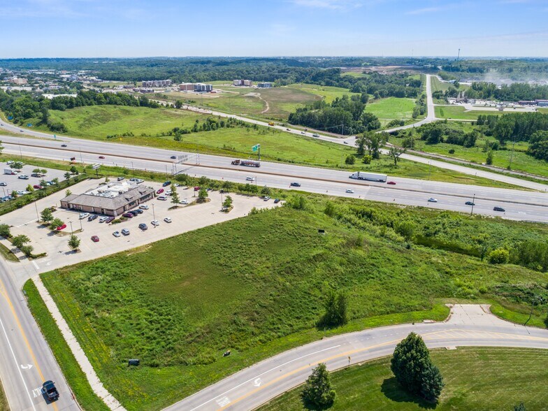 More Photos Of 2830 Commerce Dr, Coralville Land For Sale